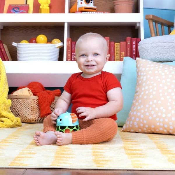 Lysende musikalsk rangle - BRIGHT STARTS - Giggle & Glow - Elefantlegetøj - Nem at gribe Oball - Newborn+ - Unisex