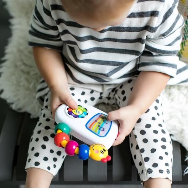 BABY EINSTEIN Take Along Tunes™ kannettava soittorasia - Monivärinen