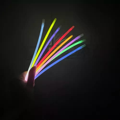 100 stk - Selvlysende Glowsticks – Armbånd