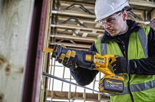 DEWALT DCS389NT bajonetsav FlexVolt 54V TSTAK Sort, Gul