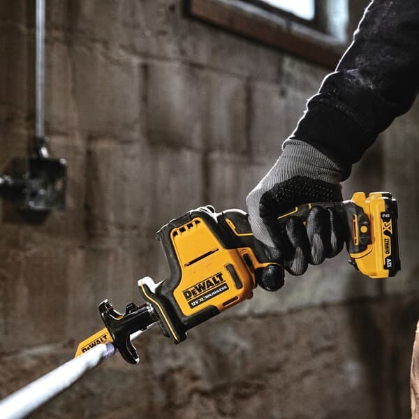 DeWALT DCS312D2-QW tigersåg 2800 slag/min Svart, Gul