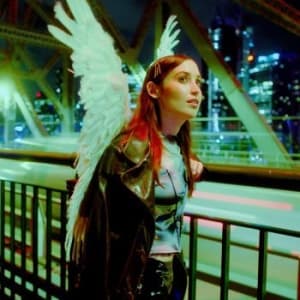 Hatchie - Giving The World Away (Coke Bottle