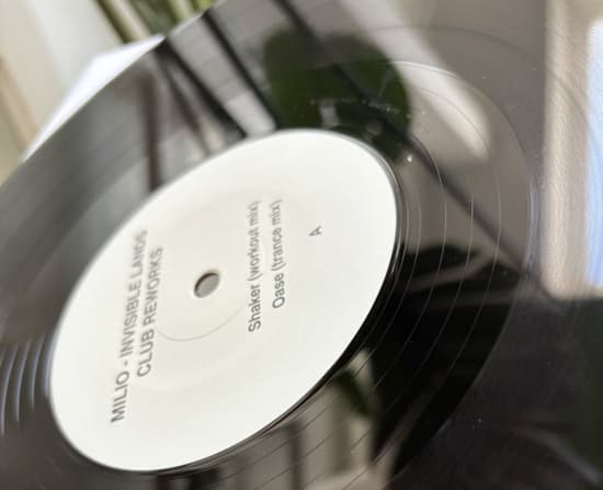 Milio - Invisible Lands