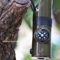 Miniatyrbild 2 av 4: TD® Outdoor Sju-i-ett multifunktionell Whistle Survival Whistle Rescue Whistle med LED-ljustermometer Kompass 7:e