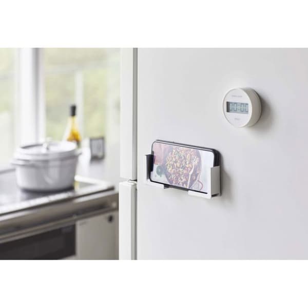 Stöd för smartphone och surfplatta för Tower-kylskåp