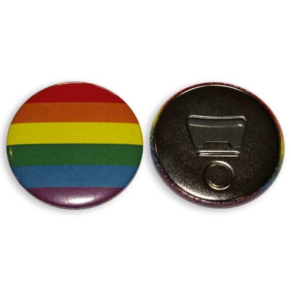 LGBT-sateenkaarimagneetti avaajalla