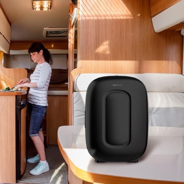 Cecotec Mini-kylskåp Bolero MiniCooling 4L Bora Black