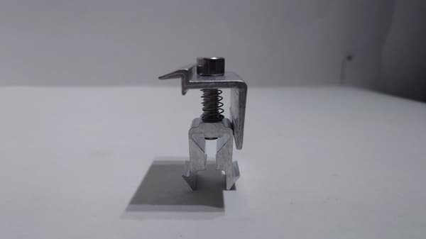 ISOTEC Quick clamp 60/30 external mounting bracket 6 pcs