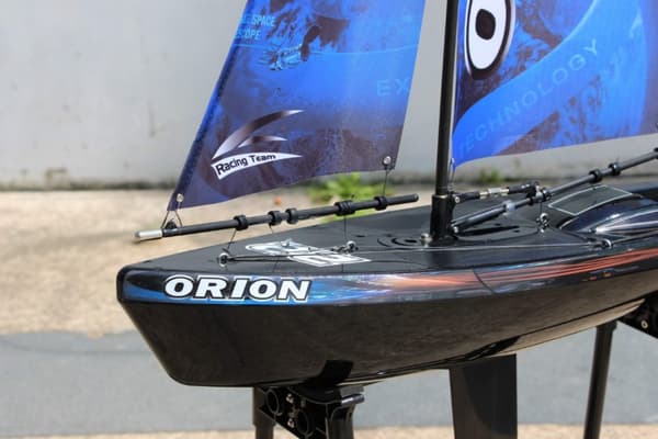 Orion V2 2.4G RTR Radiostyrd segelbåt