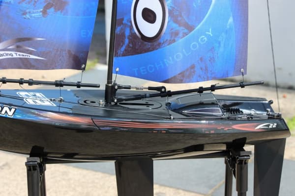 Orion V2 2.4G RTR Radiostyrd segelbåt