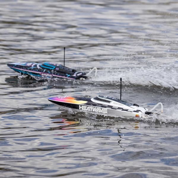 Pro Boat Recoil 18" Brushless RTR Heatwave