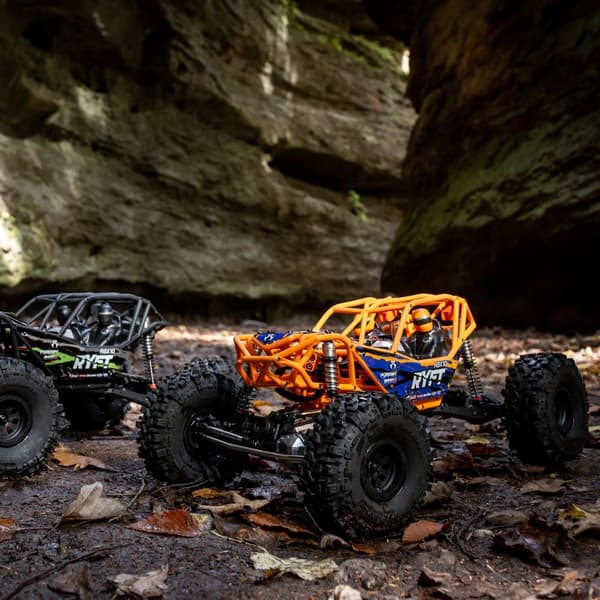 Axial RBX10 Ryft 4WD BL Rock Bouncer RTR Orange