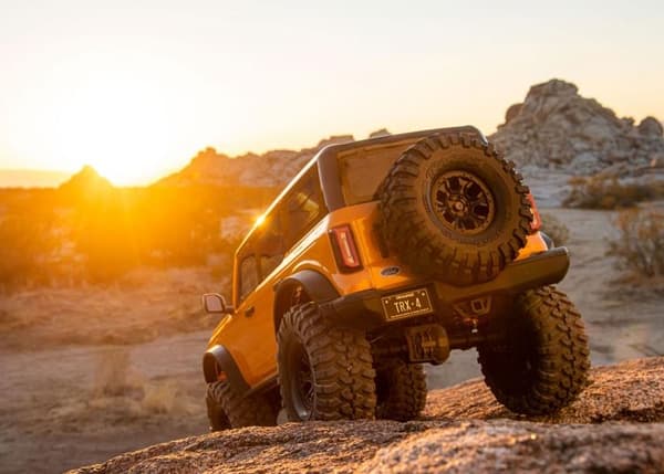Traxxas TRX-4 Ford Bronco 2021 Orange 1/10 RTR