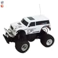Miniatyrbild 1 av 4: 4x4 fjärrstyrd färg RC radiostyrd miniatyr * Bilmått: 75 x 60 x 55 mm * Material: metall och plast * Equen...