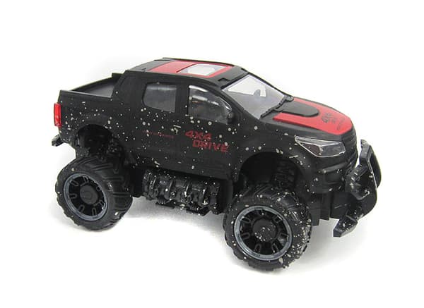 Radiostyrd Mud Off-Road Truck 1:18 Sort/Rød, 2.4G