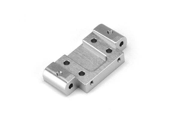 Aluminiumsfeste for fremre opphengsarm (5 grader/sølv)