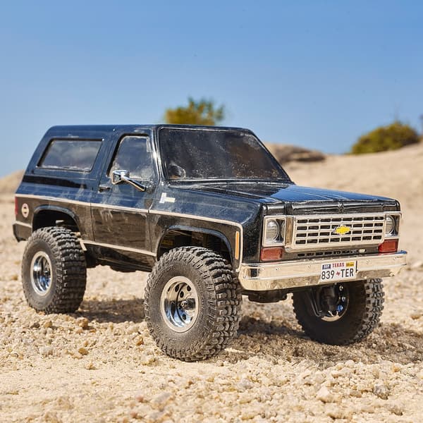 FMS Chevrolet K5 1/24 4x4 Crawler RTR Sort