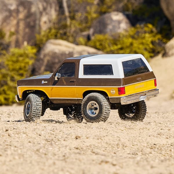 FMS Chevrolet K5 1/24 4x4 Crawler RTR Brown