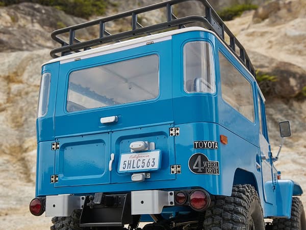 FMS Toyota FJ40 1/10 4x4 Crawler RTR Blå