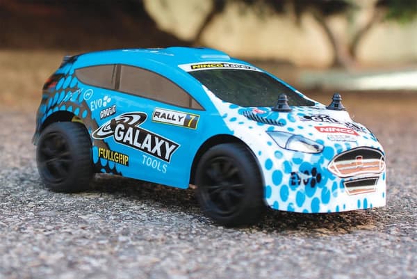 Radiostyrt X-Rally Galaxy 1:30 bil Ninco