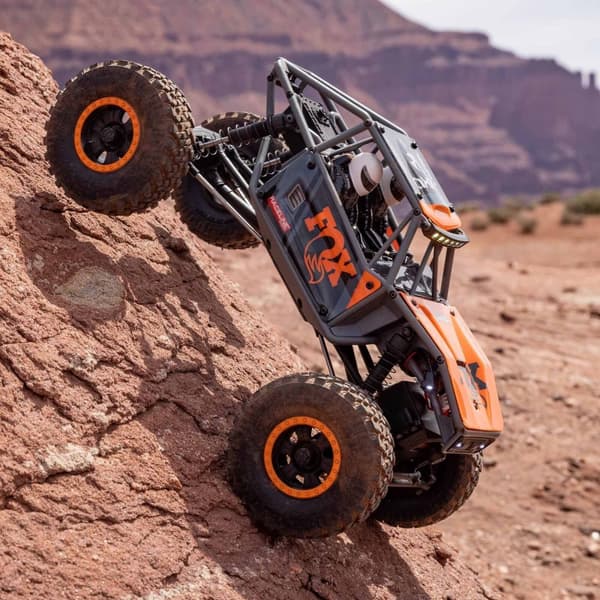 Axial UTB18 Capra Crawler V2 4WD Grå - Komplet