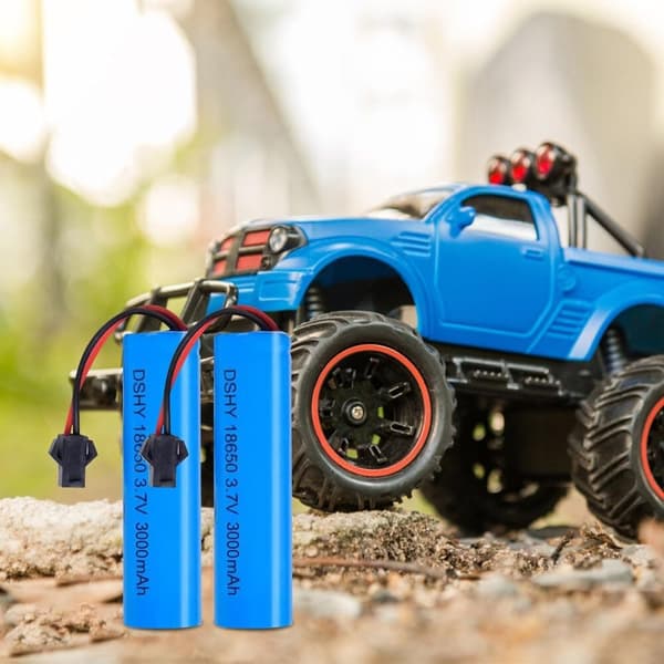 Yunique - Sæt med 4 Li-ion-batterier 3.7V 3000mAh med USB-oplader til RC-biler, kompatibel med DE45 DE42 1:14 off-road og drift racing modeller