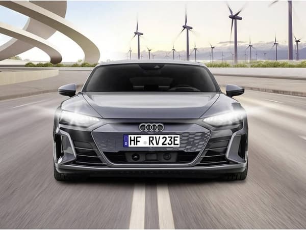 1:24 Revell 24668 RC bil Audi e-tron GT RC model færdiglavet