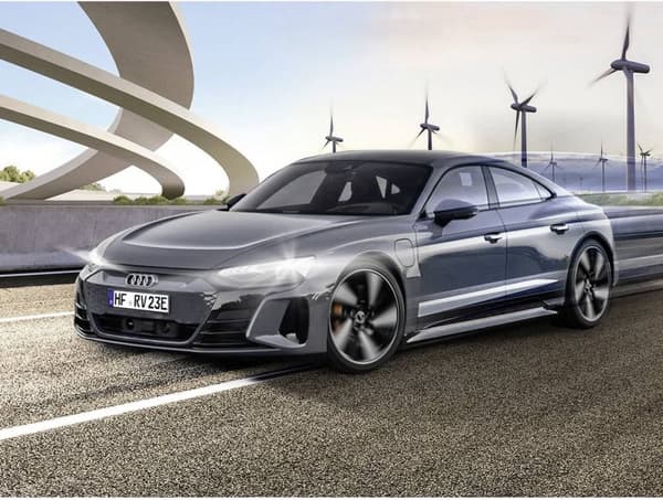 1:24 Revell 24668 RC bil Audi e-tron GT RC model færdiglavet