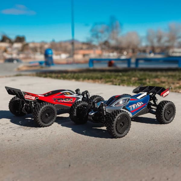 ARRMA Typhon Grom Mega 4WD Blå/Silver - RTR