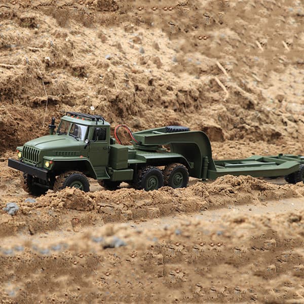 B36-3 Ural 1/16 2.4G 6WD RTR RC bil, militær lastbil med trailer, Rock Crawler køretøjsmodeller, fjernbetjeningslegetøj med 1 batteri