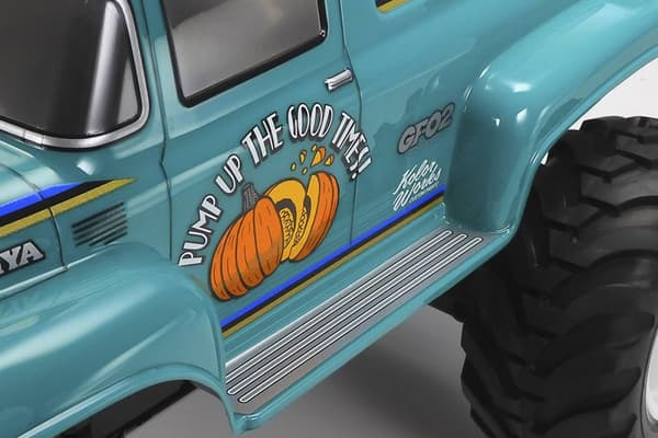 TAMIYA 1/10 R/C Squash Van (GF-02)