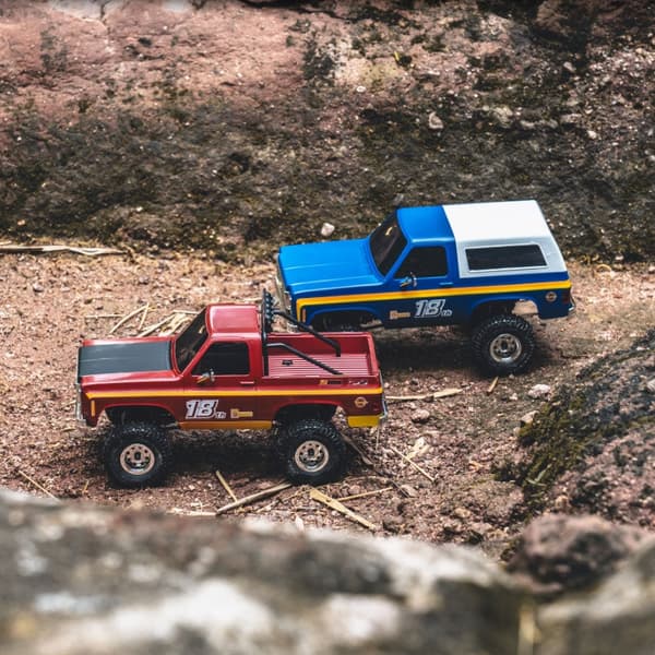 FMS Chevrolet K5 Pro 1/24 Børsteløs Crawler Rød