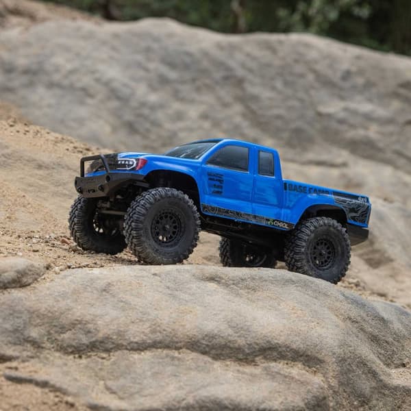 Axial SCX24 Base Camp Rock Crawler 4WD Blå