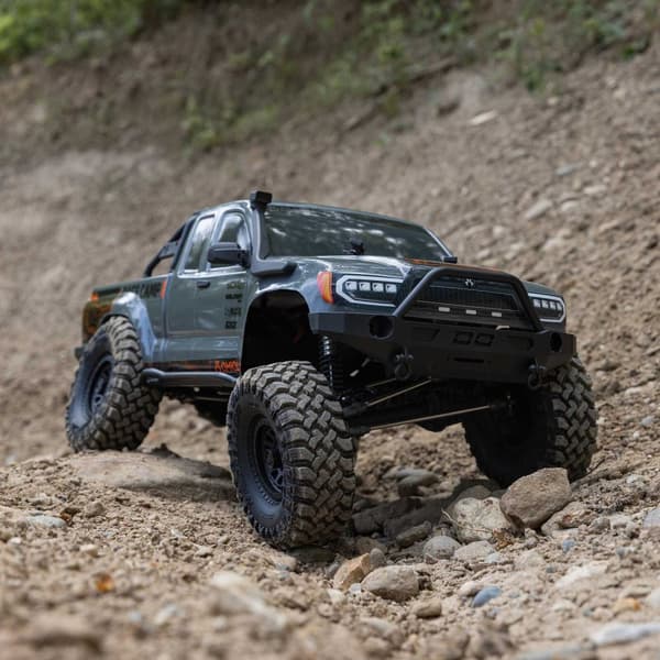 Axial SCX10 III Base Camp 4WD RTR Grey