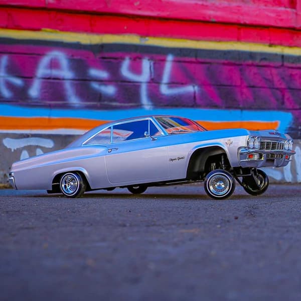 RedCat SixtyFive Hopping Lowrider - Chevrolet
