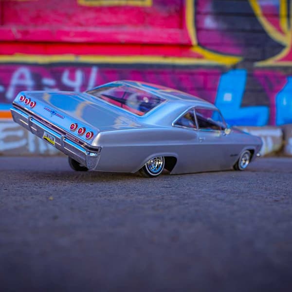 RedCat SixtyFive Hopping Lowrider - Chevrolet