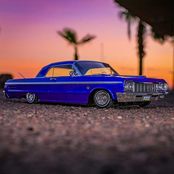 RedCat SixtyFour Hopping Lowrider - Chevrolet