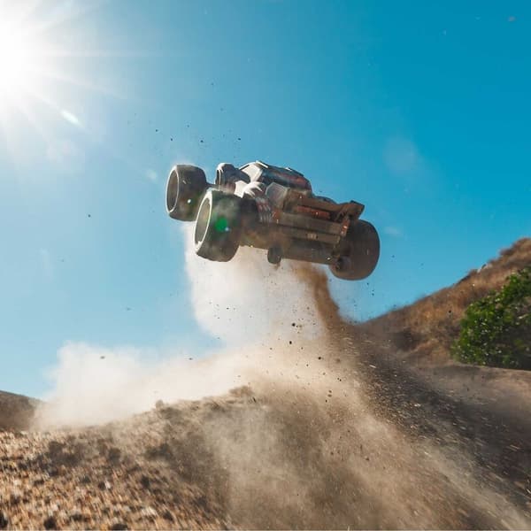 ARRMA Vorteks 1/10 223S BL 4WD Röd - RTR
