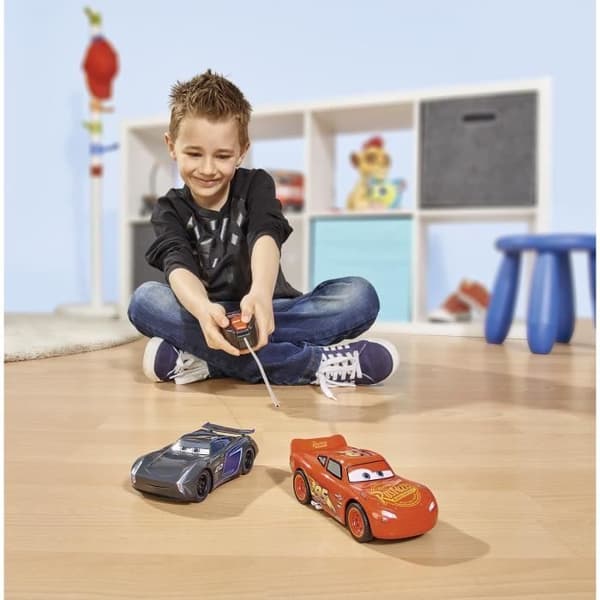 Majorette radiostyrd bil - Flash McQueen - Batterier ingår ej