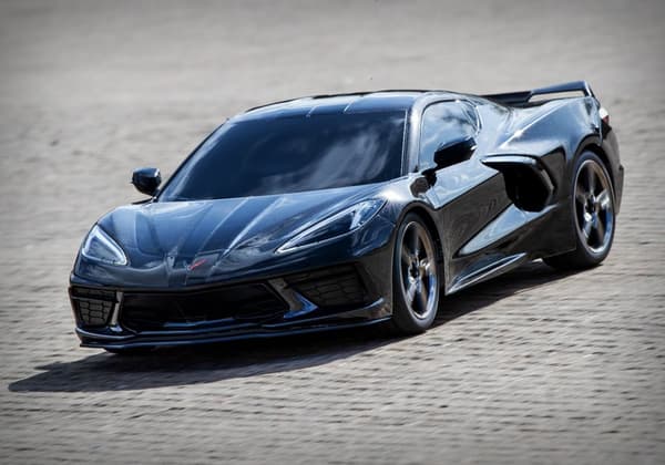 Traxxas Chevrolet Corvette Stingray RTR - Svart