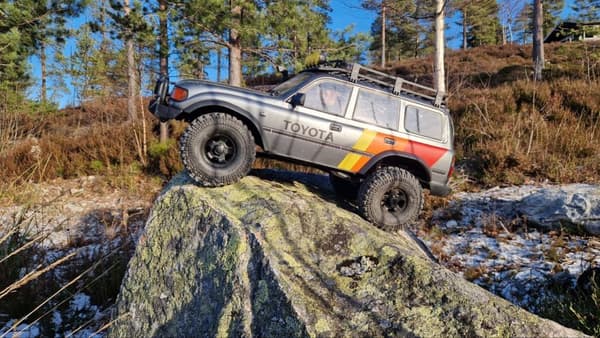 FMS FCX10 Toyota Land Cruiser LC80 - RS