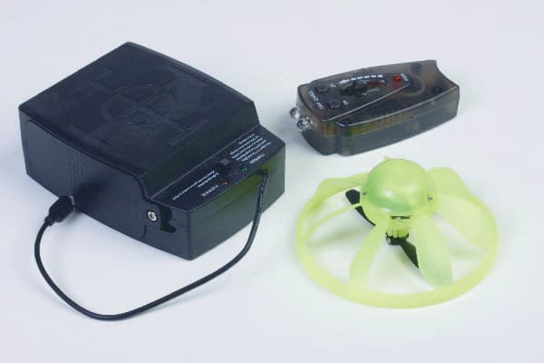 UFO med blinkande ljus