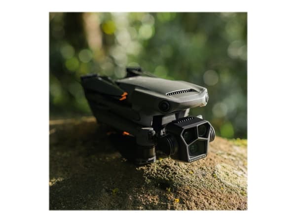 DJI Mavic 3 Pro Fly More Combo (DJI RC)