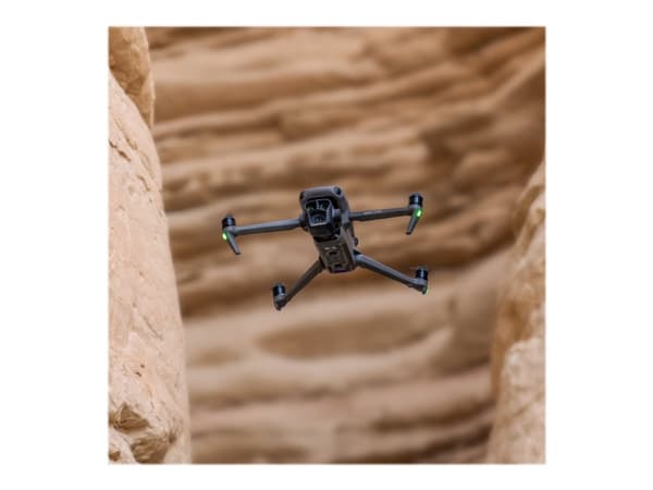 DJI Mavic 3 Pro Fly More Combo (DJI RC)