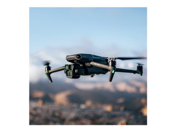 DJI Mavic 3 Pro Fly More Combo (DJI RC)