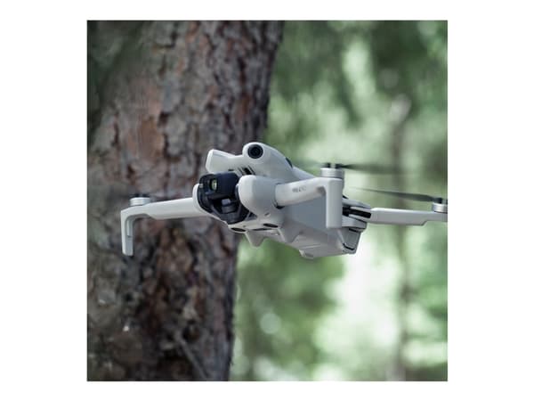 DJI Mini 4 Pro Fly More Combo (RC 2), 4 roottoria, 48 MP, 3840 x 2160 pikseliä, 16 m/s, 2590 mAh, Musta, Valkoinen musta, Valkoinen