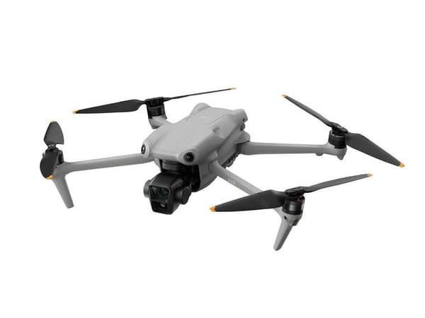 DJI Air 3 Fly More Combo w/DJI RC-N2