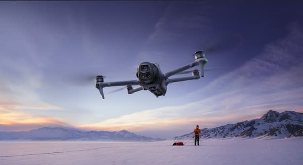 DJI Mavic 4 Pro Creator Combo w/DJI RC 2 Pro