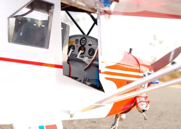 VQ PA-22 Tri-Pacer .46 White/Red EP/GP