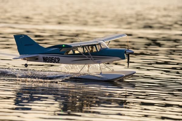 FMS Maule 1500mm Floats PNP